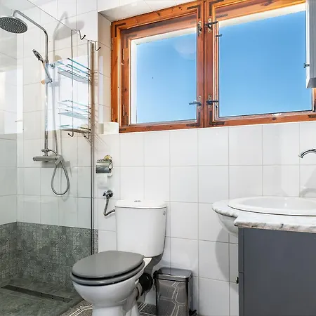 Apartment Dom Niezwykly Karwia