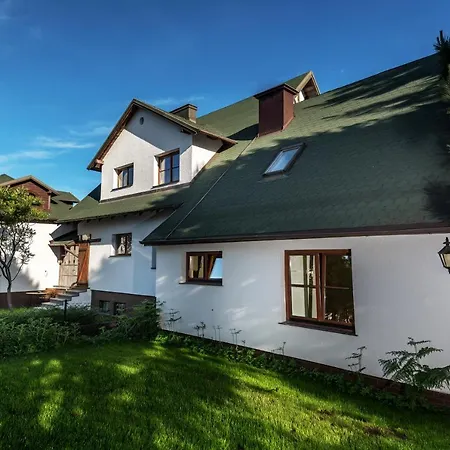 Apartment Dom Niezwykly Karwia