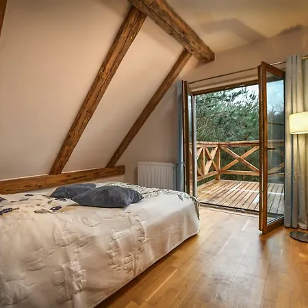 Dom Niezwykly Karwia